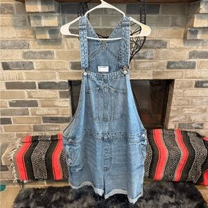 Old Navy Light Blue Denim Overall shorts